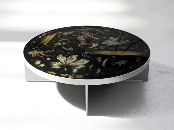 Марсин Русак дополнил знаменитую коллекцию Flora Noir тропическими мотивами