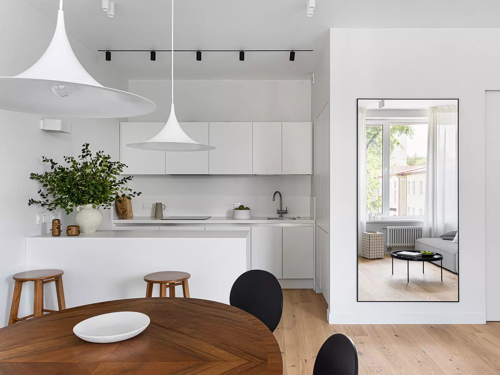 Нотки скандинавского стиля в интерьере квартиры для семьи с двумя детьми — проект студии Style By Sorensen