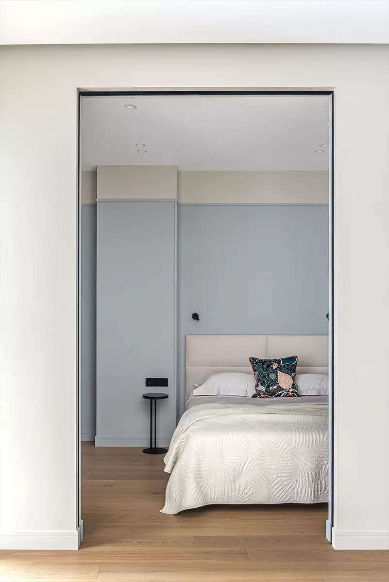 Пастельные тона и мягкие формы в интерьере квартиры для семьи с детьми — проект Анны и Дмитрия Коробко