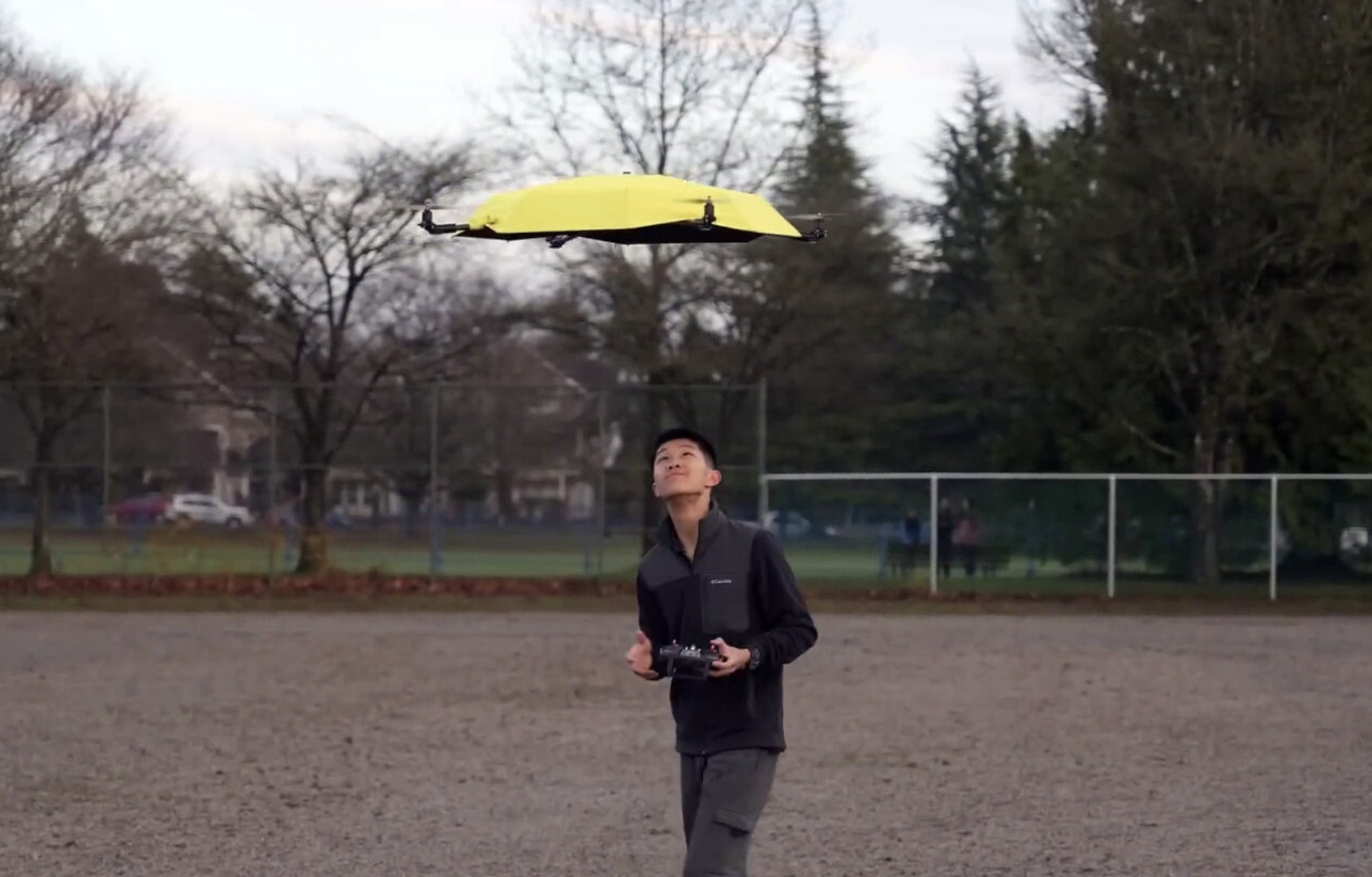 Зонт, который не нужно постоянно держать в руках во время дождя