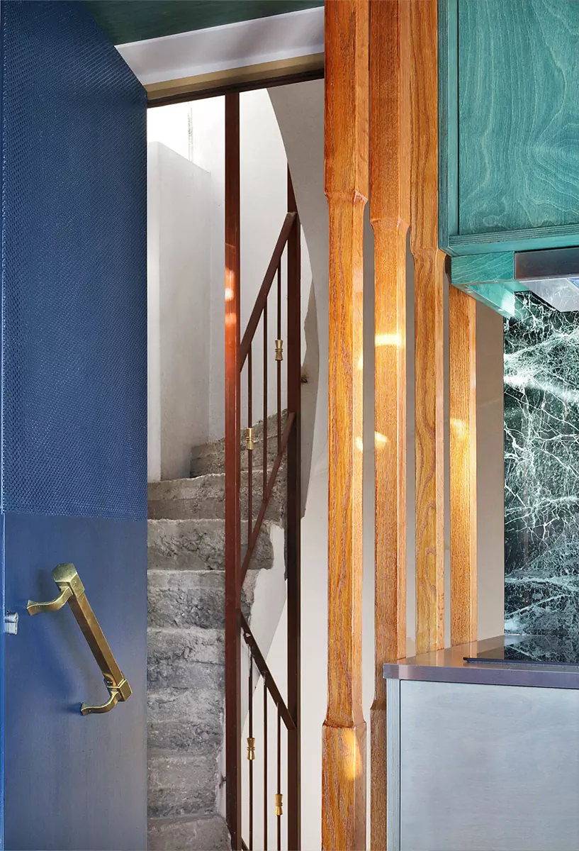 Интерьер эклектичной квартиры площадью 22 квадратных метра для тех человек — проект студии Point Supreme