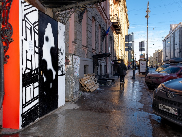 В Санкт-Петербурге художники оформят временные конструкции у дома Бака