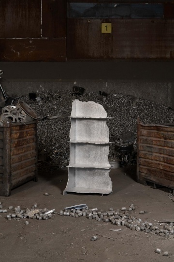 Голландцы Studio ThusThat сделали объекты из остатков алюминия
