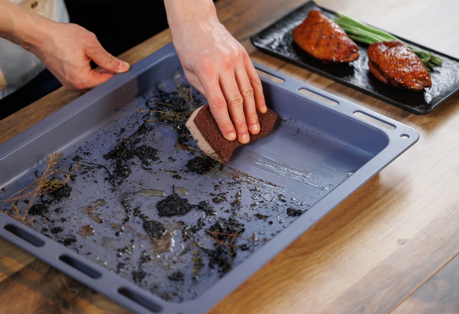 ARTDOM 2024: Духовой шкаф с технологией очистки ColdPyro, VÄRD