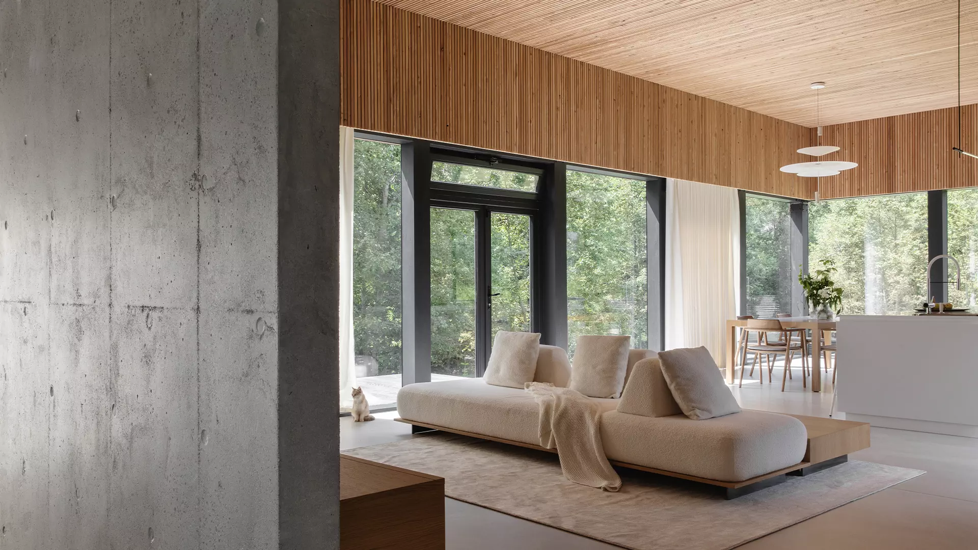 Дом мечты для архитектора: элегантный интерьер коттеджа в природных тонах — проект студии ZROBIM architects
