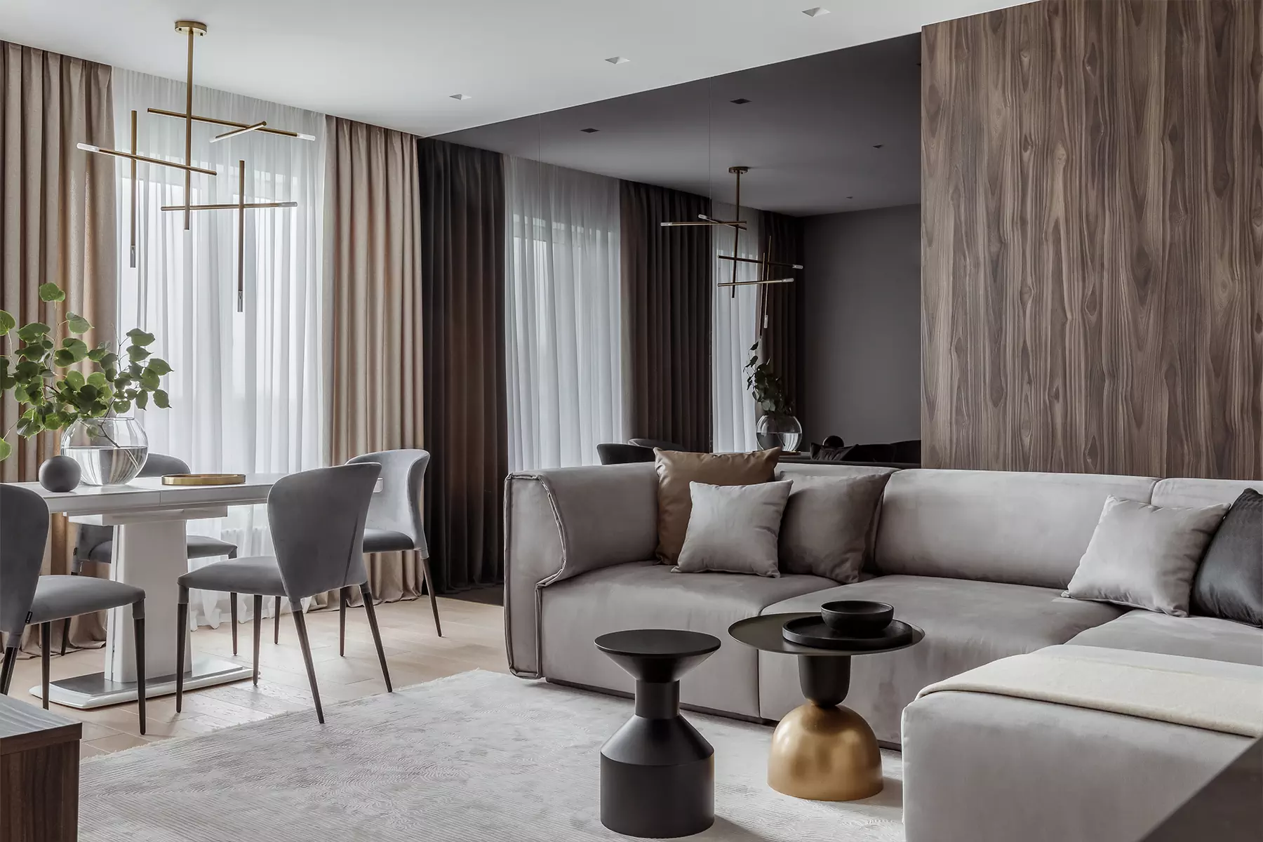 Графичный декор и работы локальных художников в интерьере квартиры для семьи из Воронежа — проект Оксаны Пирко