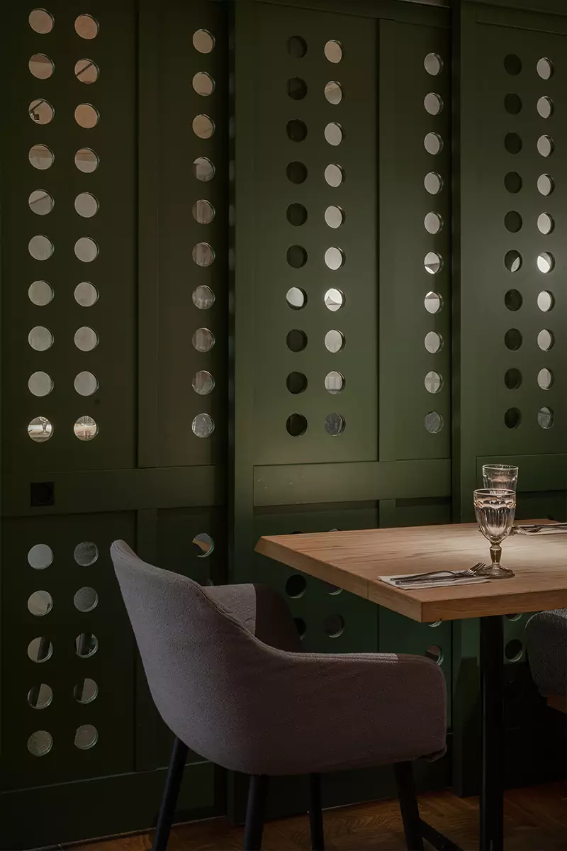 Интерьер петербургского ресторана, вдохновленный творениями Карло Скарпы — проект PAUM Design