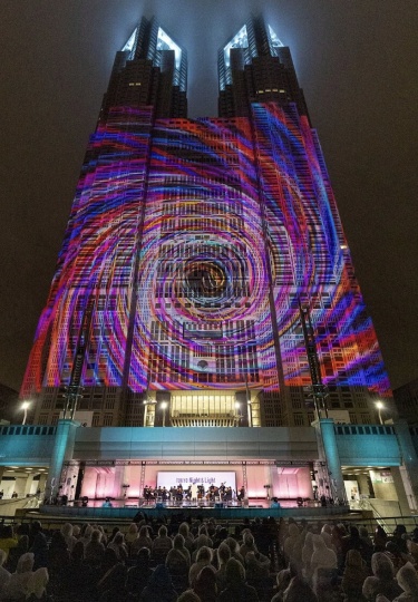 Panasonic преобразил здание Мэрии Токио с помощью видеомэппинга