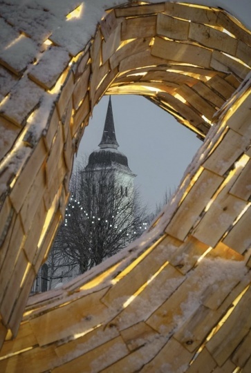 Инсталляция в Тарту приглашает задуматься о цикличности бытия