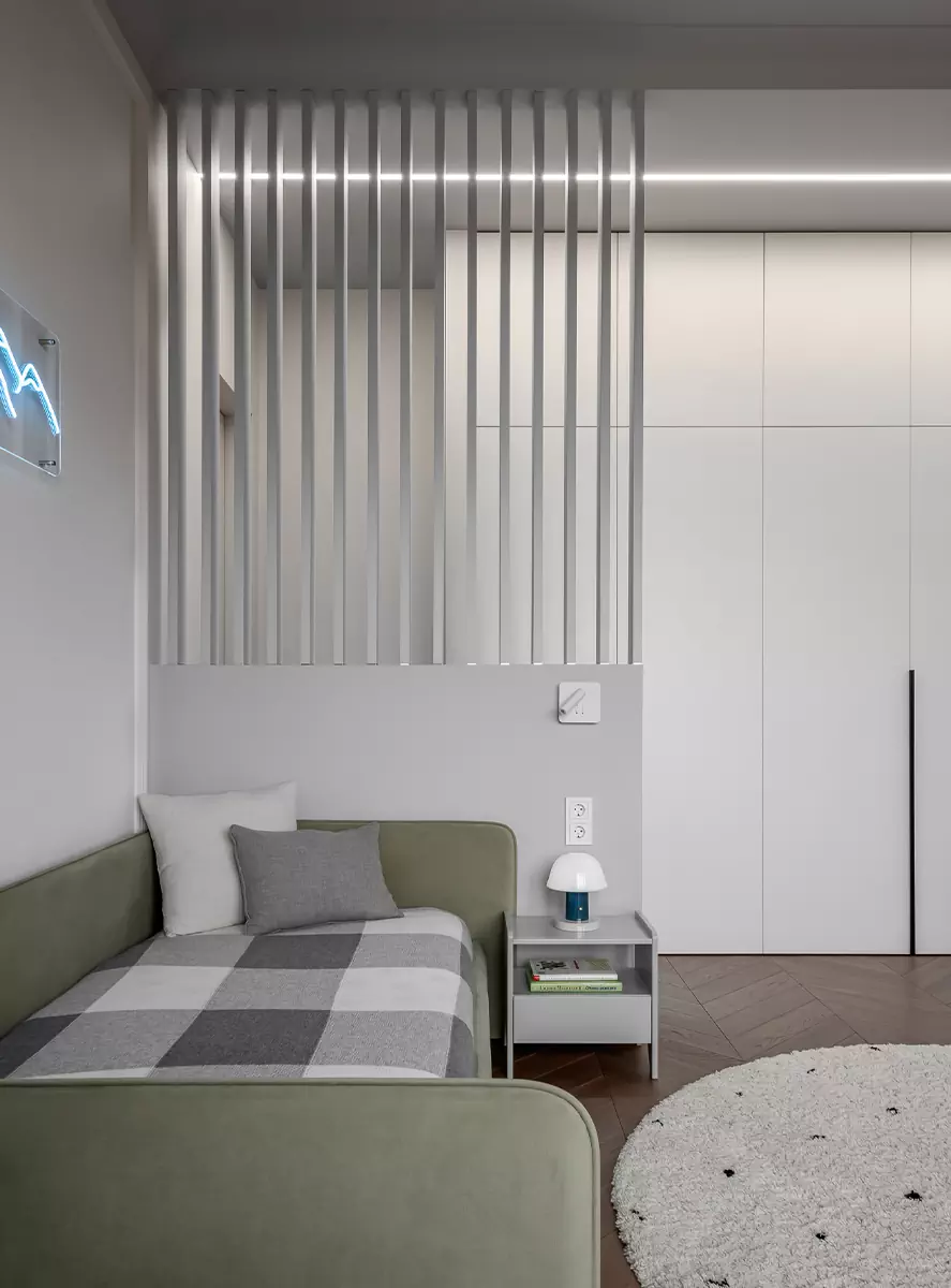 Черно-белые контрасты в интерьере квартиры на Кутузовском проспекте — проект студии ARDdesign