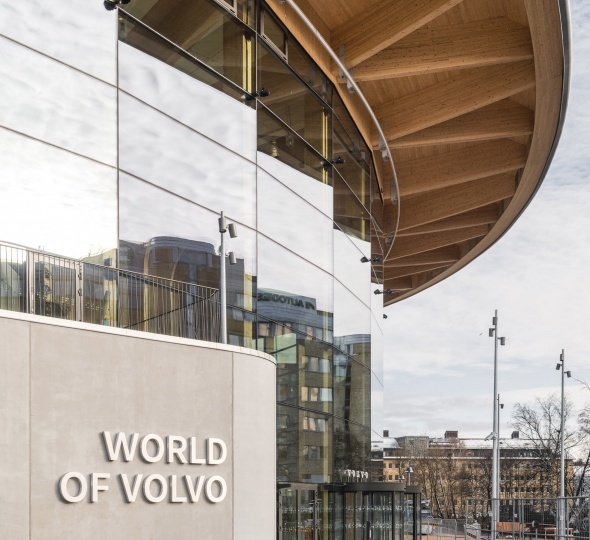 Henning Larsen спроектировали выставочный центр для Volvo в Гётеборге