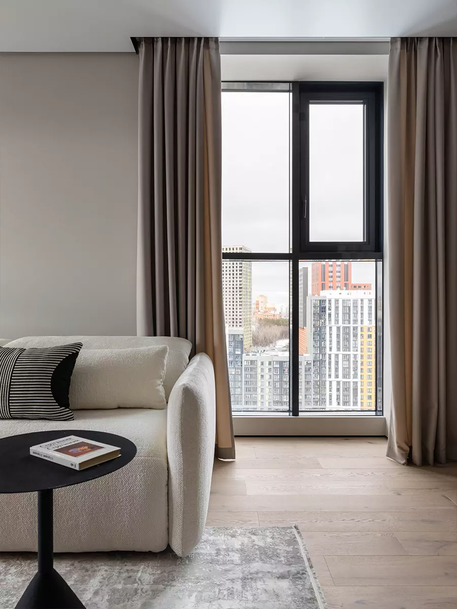 Оттенки осеннего леса в интерьере квартиры для семейной пары из Уфы — проект Алины Ганиевой