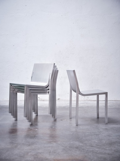 Сабин Марселис придумала минималистичный стул для BD Barcelona
