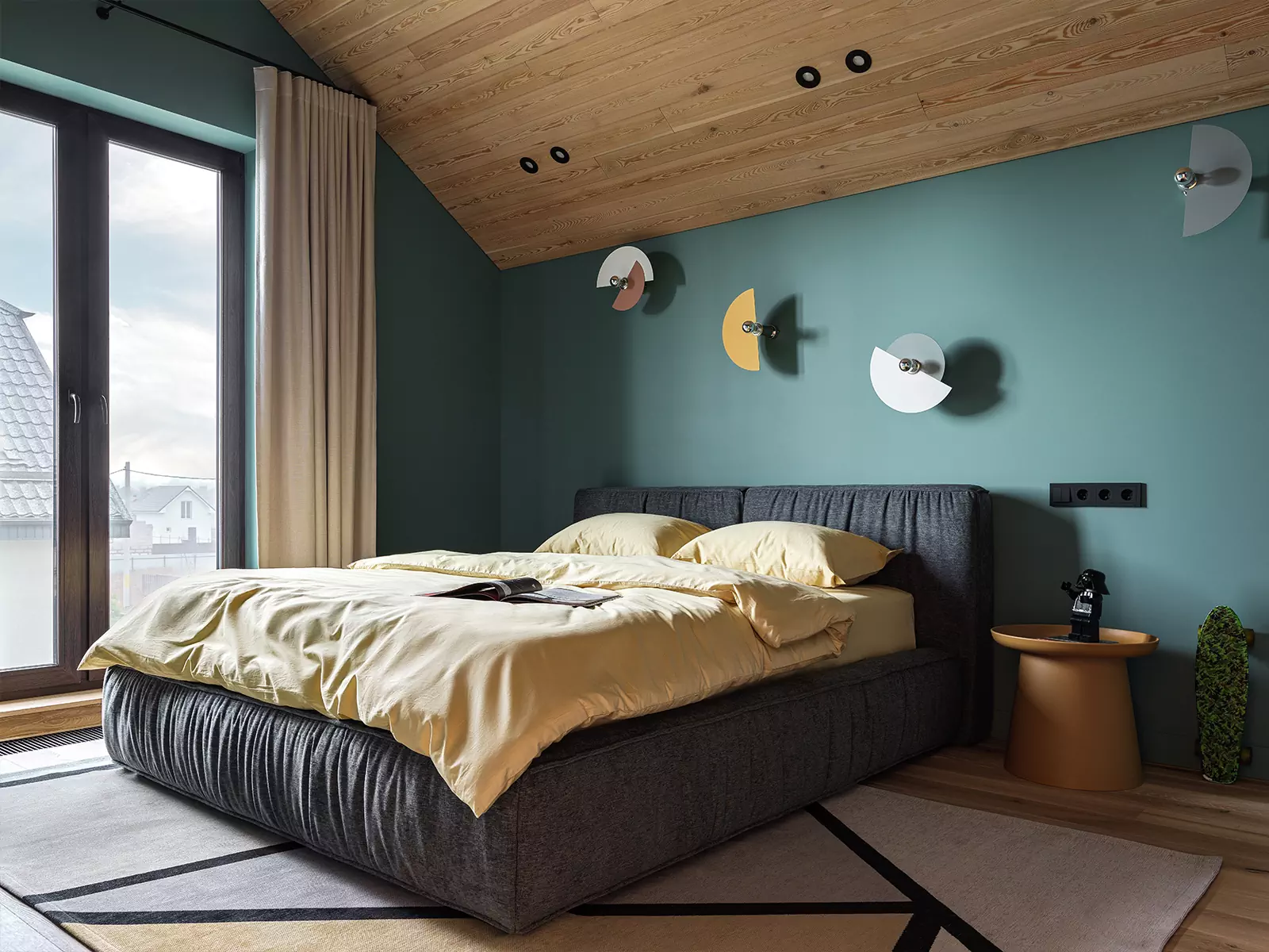 Второй свет и природные материалы в интерьере дома на Балтийском побережье — проект Марины Безух