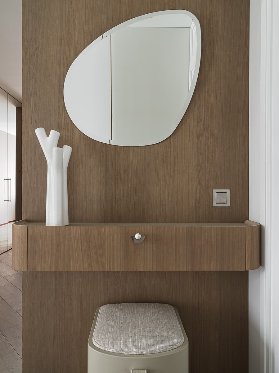 Элегантный интерьер квартиры со сложной планировкой и продуманной детской — проект Евгения Яковлевой