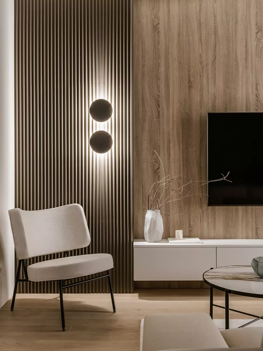 Строгие линии и минималистичная цветовая гамма в интерьере семейной квартиры — проект архитектурной студии FORMA