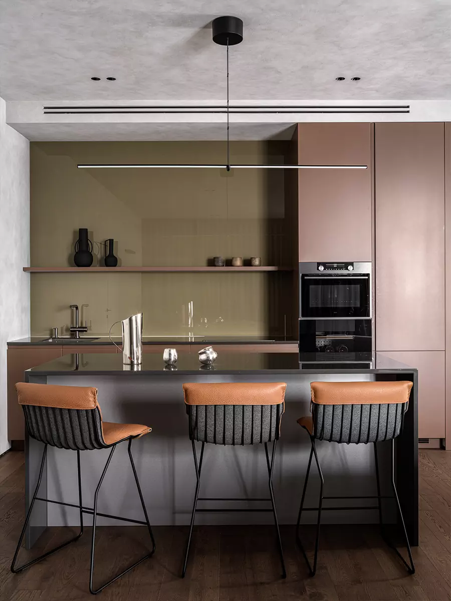 Визуальная чистота в интерьере квартиры на 23 этаже небоскреба с видом на Москву-реку — проект Натальи Федотовой