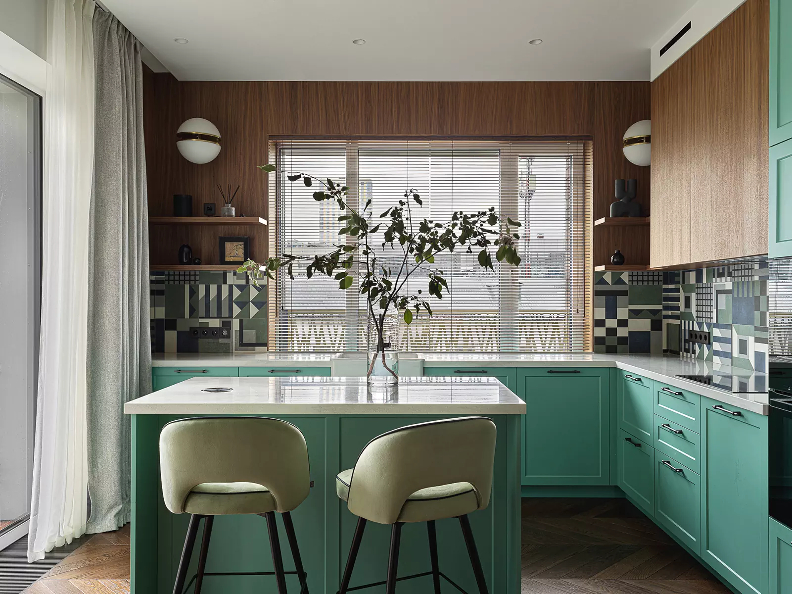 Интерьер екатеринбургской квартиры, вдохновленный стилем mid-century modern — проект студии Mediana Interiors