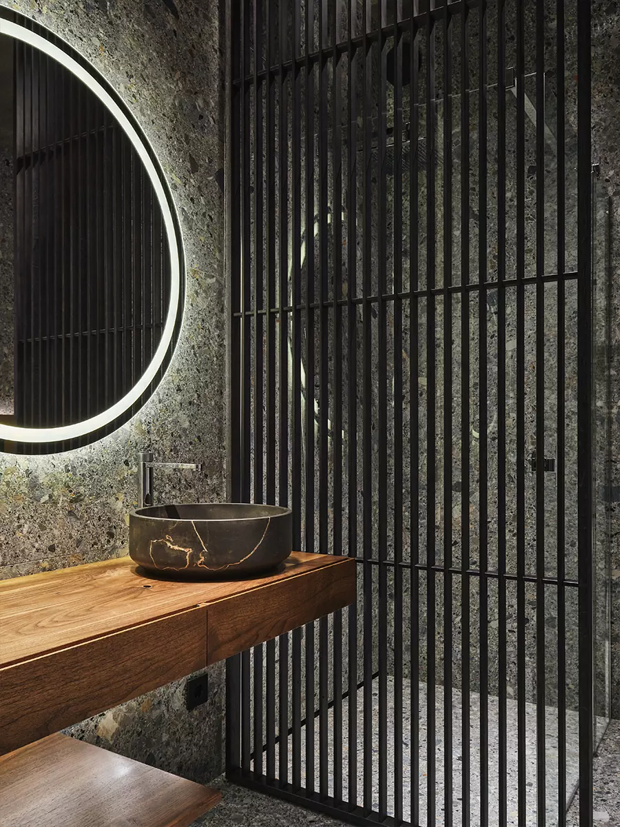 Необычный деревянный потолок и ритмичные рейки в медитативном интерьере квартиры — проект Валентины Агейкиной