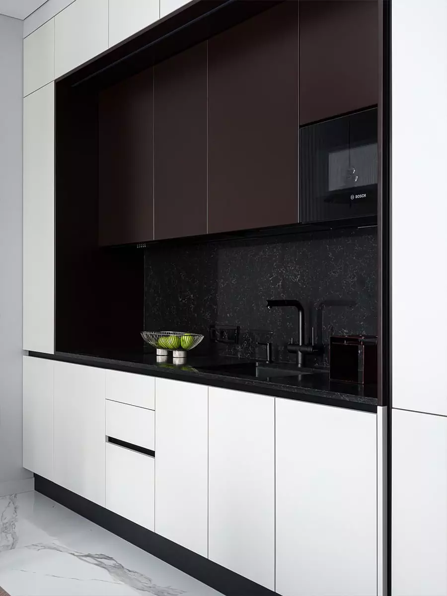 Динамичный интерьер квартиры, построенный на цветовых контрастах — проект Юлии Красниковой