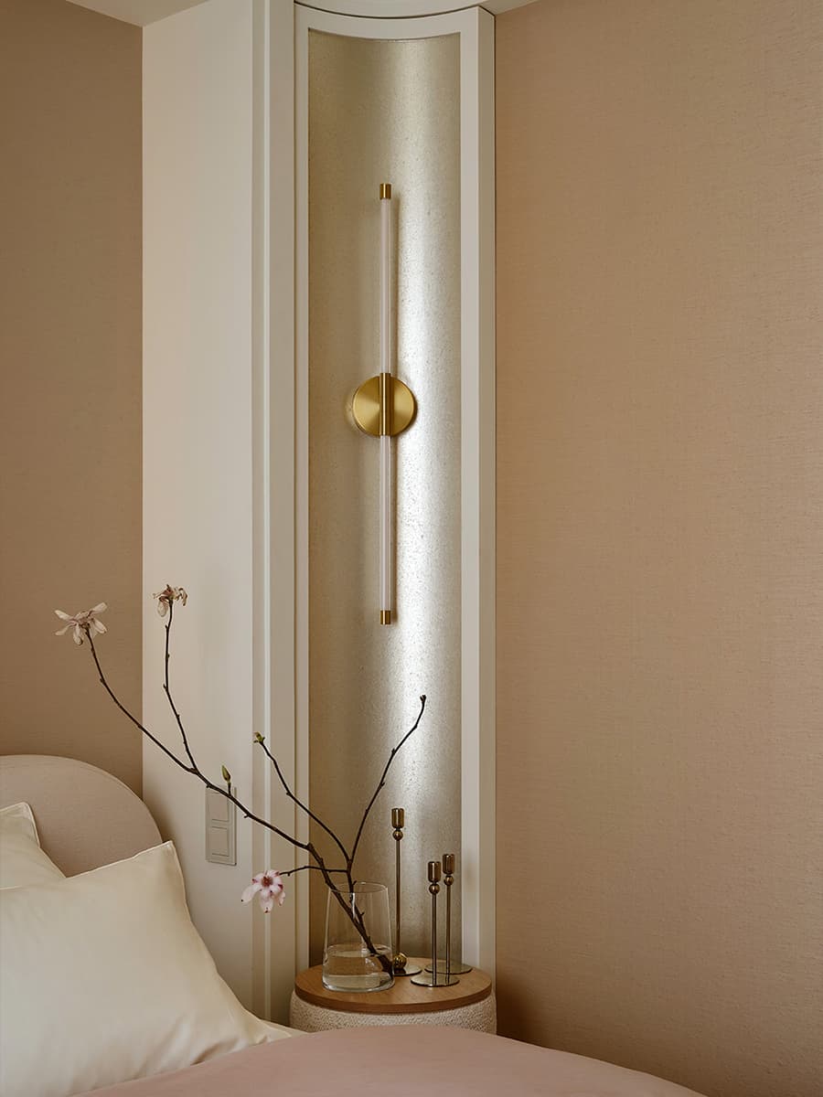 Контраст материалов и фактур в интерьере квартиры для деловой женщины — проект студии ANNADESIGN