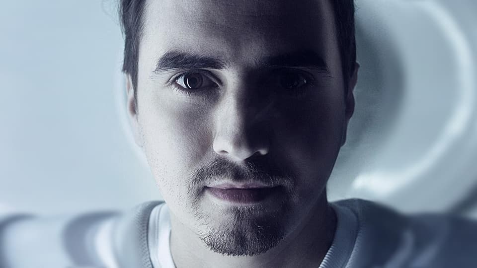 «Идея ничего не стоит, пока она у вас в голове». <span>Павел Головкин про свой карманный синтезатор ZONT и новую культуру для творческих людей.</span>