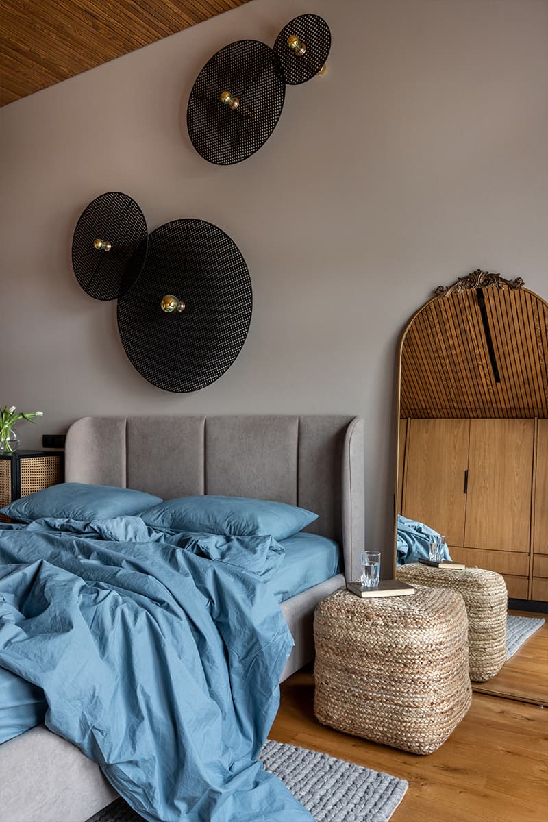 Эклектичный интерьер двухэтажного дома для нескольких поколений семьи — проект студии DECONOVA