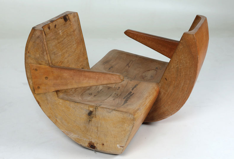 Деревянное кресло Namoradeira, Жозе Занин Кальдас, 1970-е