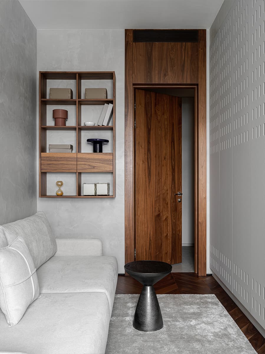 Светлый интерьер квартиры в центре Москвы с отсылками к экостилю — проект OMNIA STUDIO