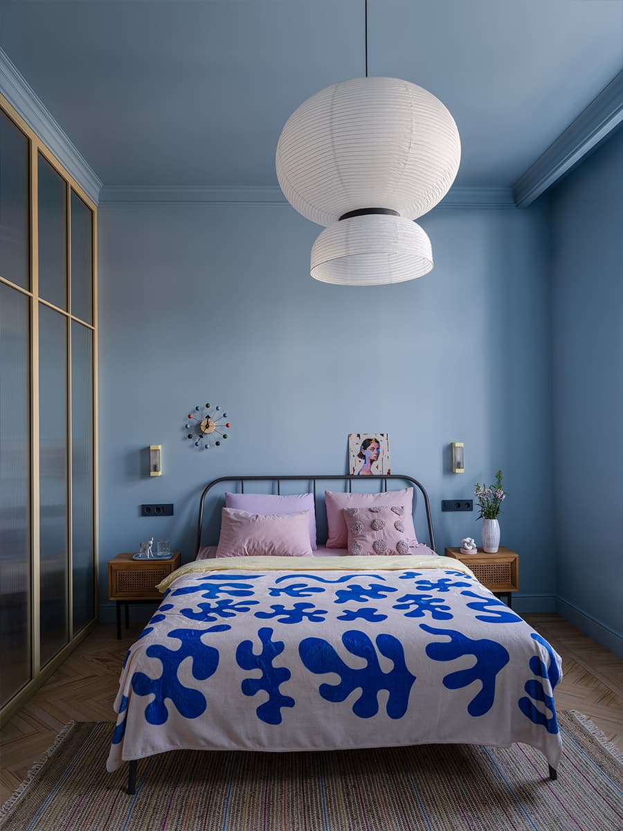 Винтажная мебель и отделка в яркой современной квартире в Ростове-на-Дону — проект Лины Дедюхиной