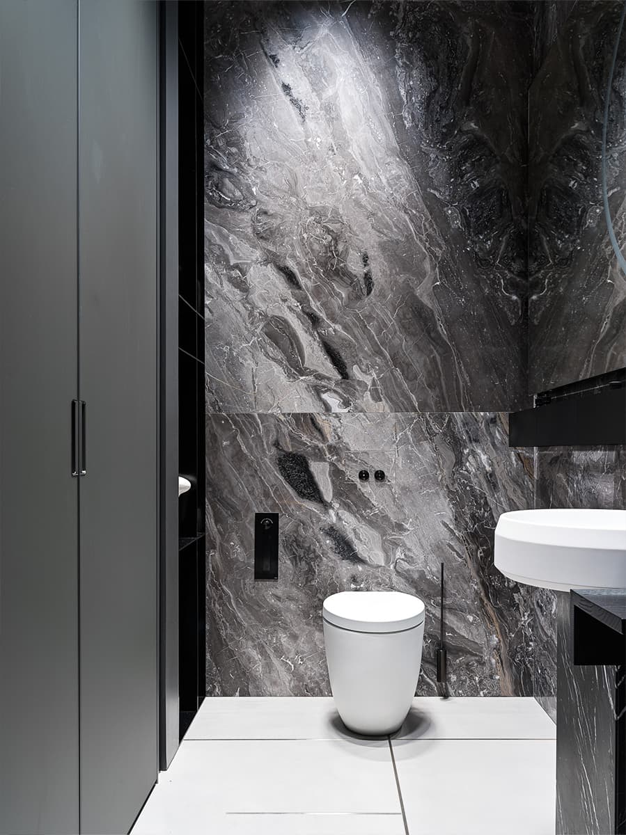 Контраст классики и современности в интерьере стильной московской квартиры — проект DE & DE Studio