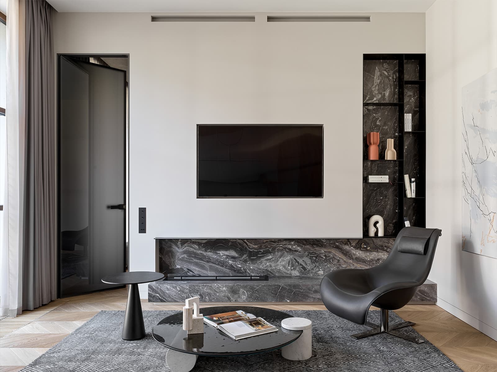 Контраст классики и современности в интерьере стильной московской квартиры — проект DE & DE Studio