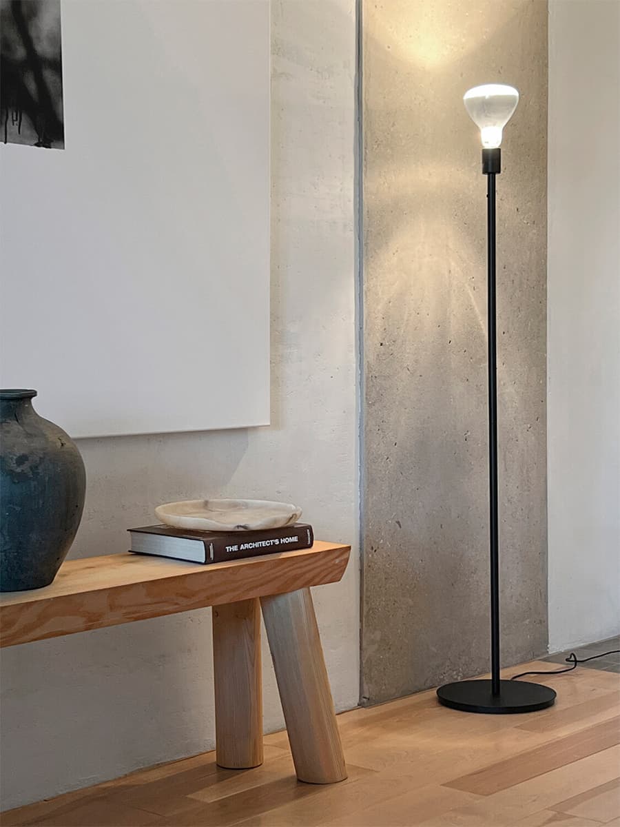 Мягкий и сдержанный интерьер экспериментальной квартиры-студии — проект ahno studio