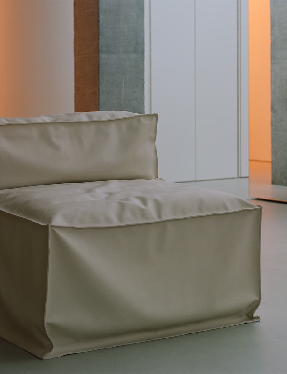 «Честные» материалы и кастомные объекты в фотоателье автопортрета на Мясницкой – проект бюро EDXXKAT