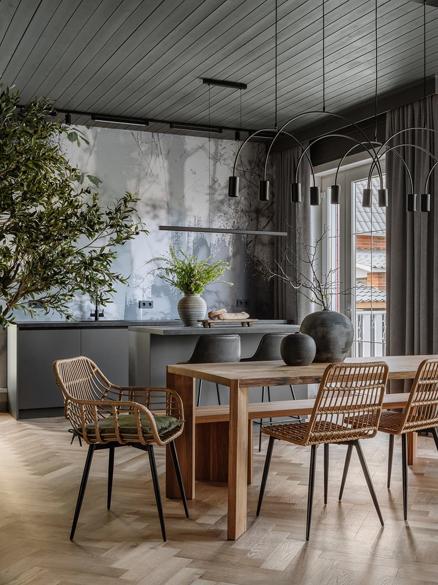 Дымчатые серые оттенки и теплая древесина в интерьере коттеджа в Подмосковье — проект Елены Кулагиной