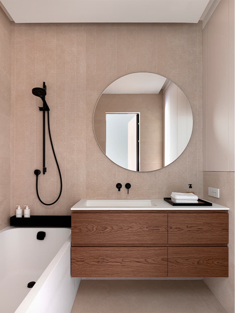 Аутентичный русский декор в воздушном интерьере загородного дома – проект студии интерьера EgoDesign