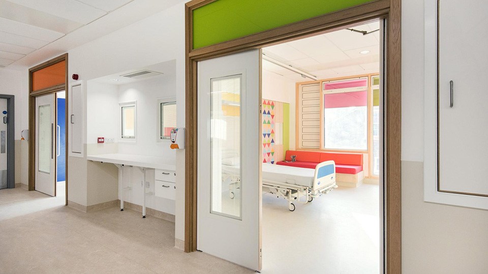 Детская больница, в которой не страшно: опыт зарубежных дизайнеров