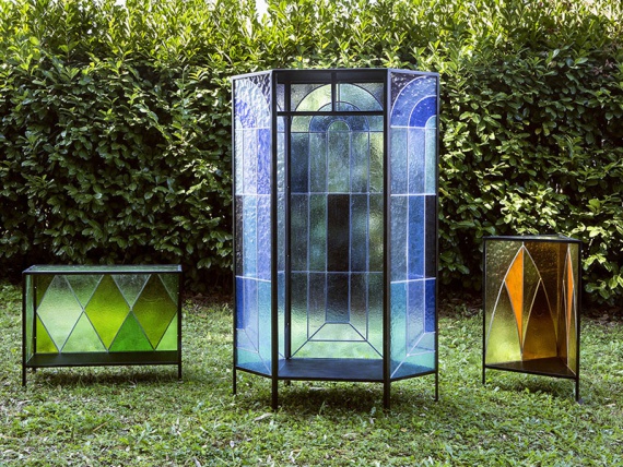 Итальянский дизайнер создал предметы для дома из витражей