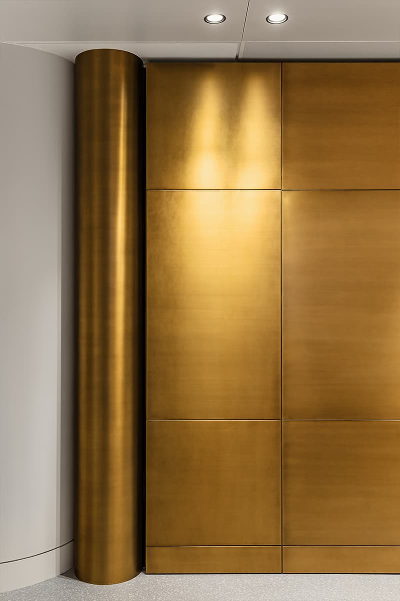 Золотой «лепесток» и брутальность индустриальных деталей в интерьере офиса в Дубае — проект бюро T+T Architects