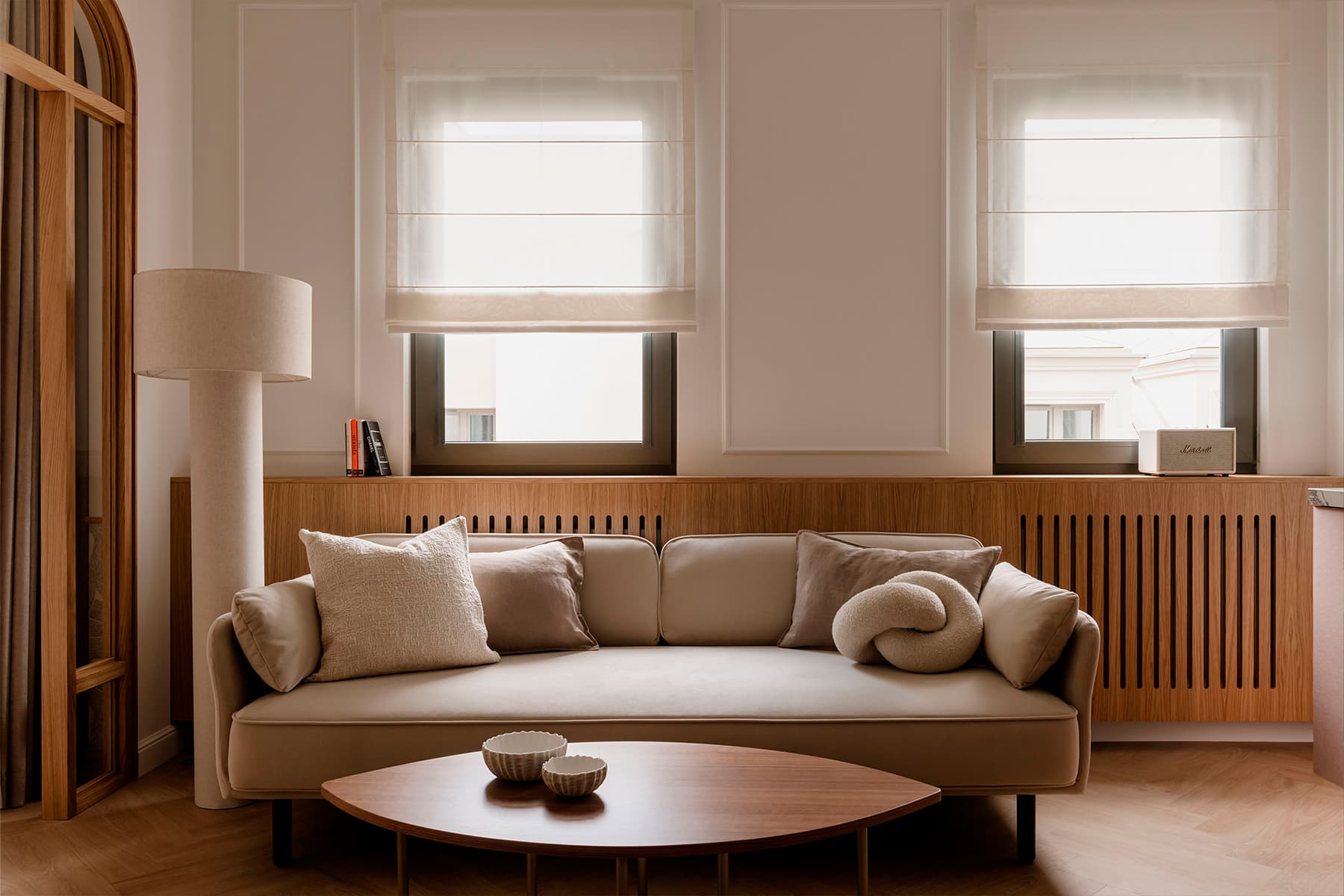 Элегантная эклектика в интерьере маленькой квартиры-студии — проект FURORA Studio