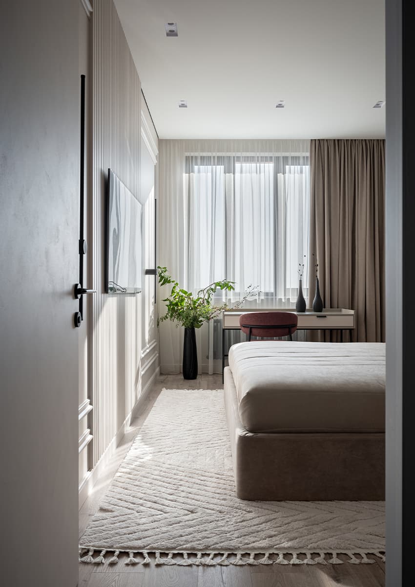 Гостеприимный интерьер квартиры с оригинальным несущим пилоном — проект Анны Лисимовой