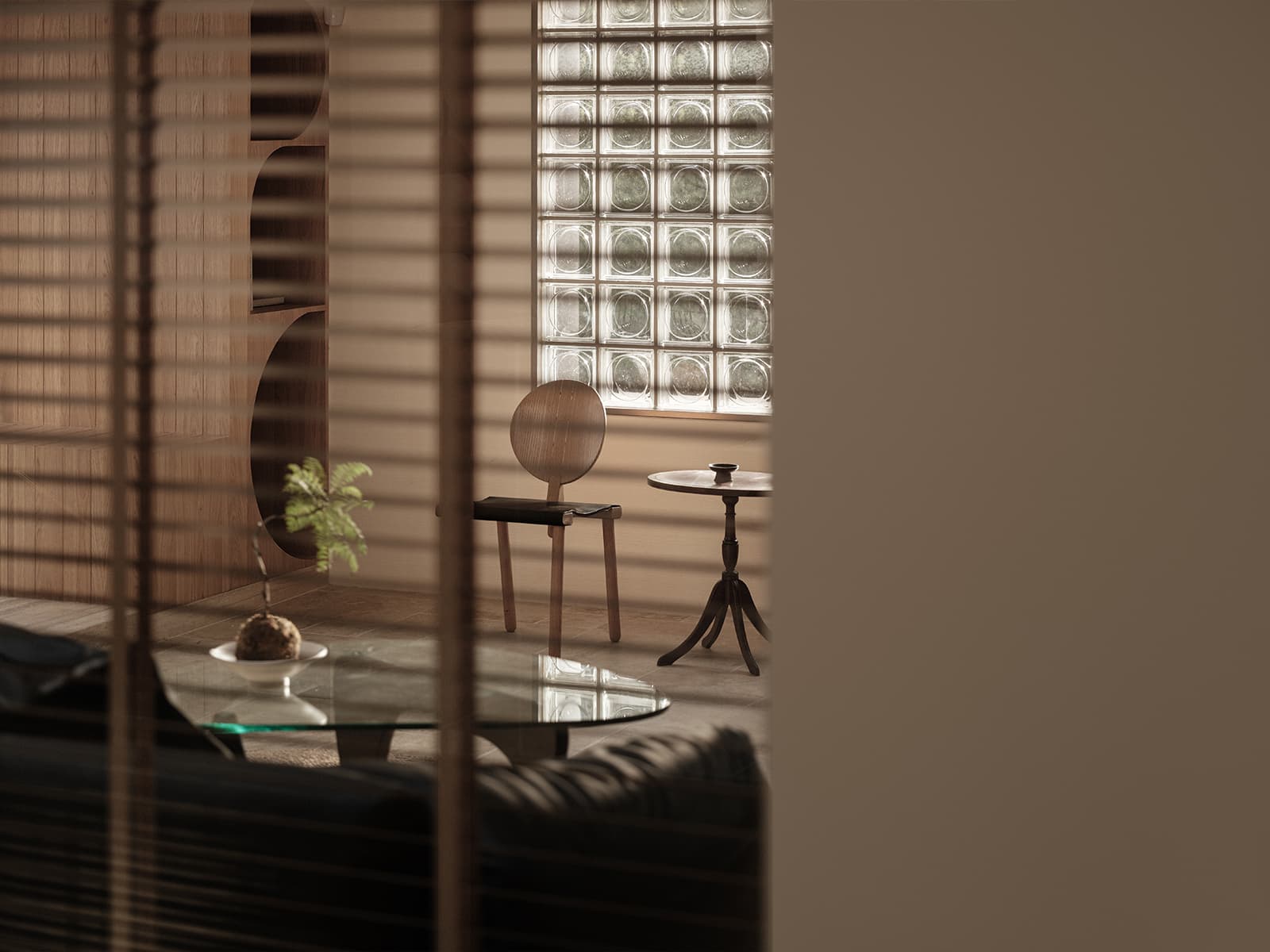 Игра светотени в интерьере трехэтажного магазина ювелирных украшений — проект студии Aurora Design