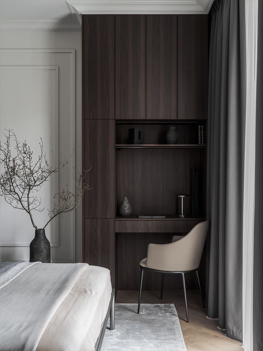 Панно по эскизам нейросети и раздельные спальни в интерьере квартиры — проект Марии Тимофеевой