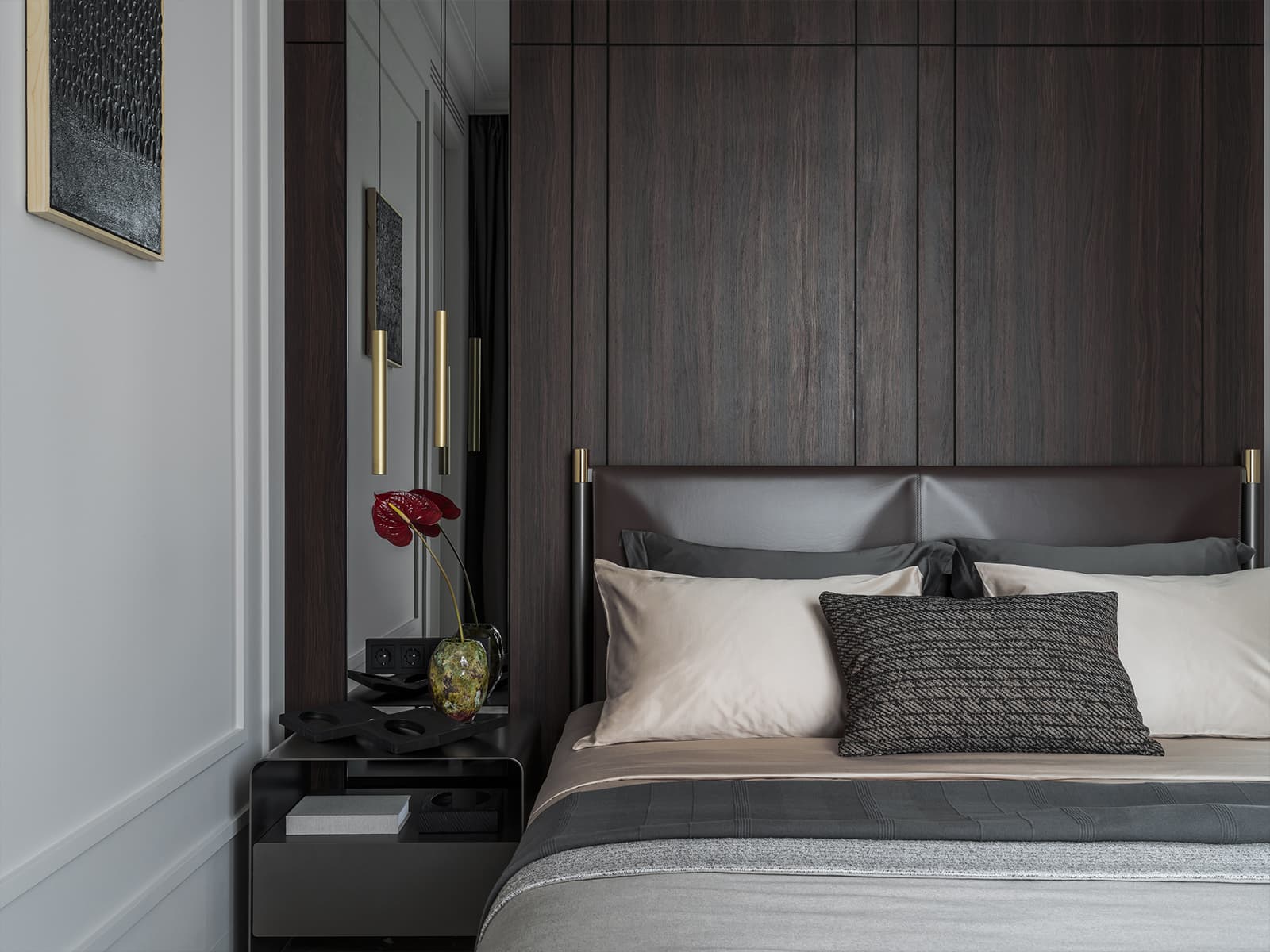 Панно по эскизам нейросети и раздельные спальни в интерьере квартиры — проект Марии Тимофеевой