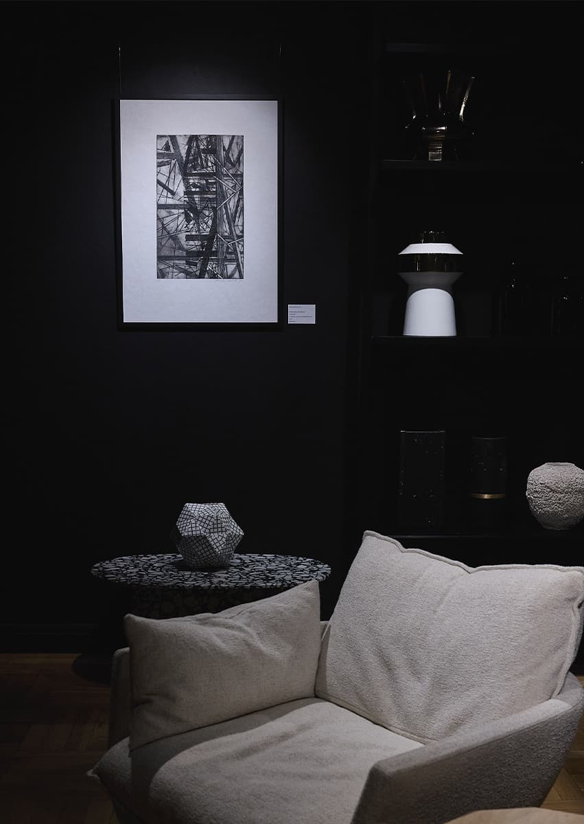 Выставка «Белый шум» Людмилы Крутиковой в галерее Fifth Avenue