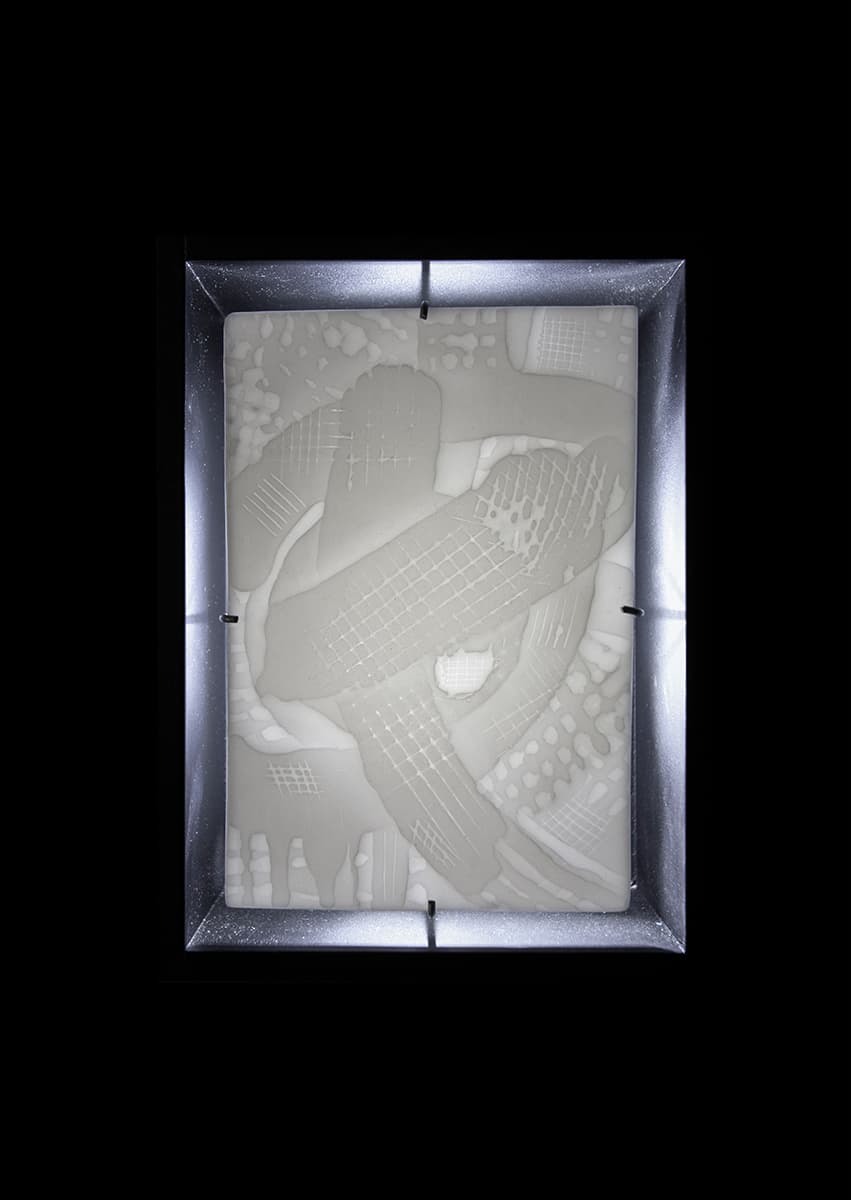 Выставка «Белый шум» Людмилы Крутиковой в галерее Fifth Avenue