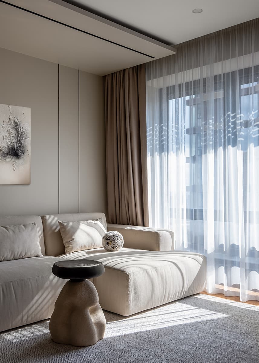 Баланс эстетики и практичности в интерьере квартиры для большой семьи — проект Марии Ничипоренко