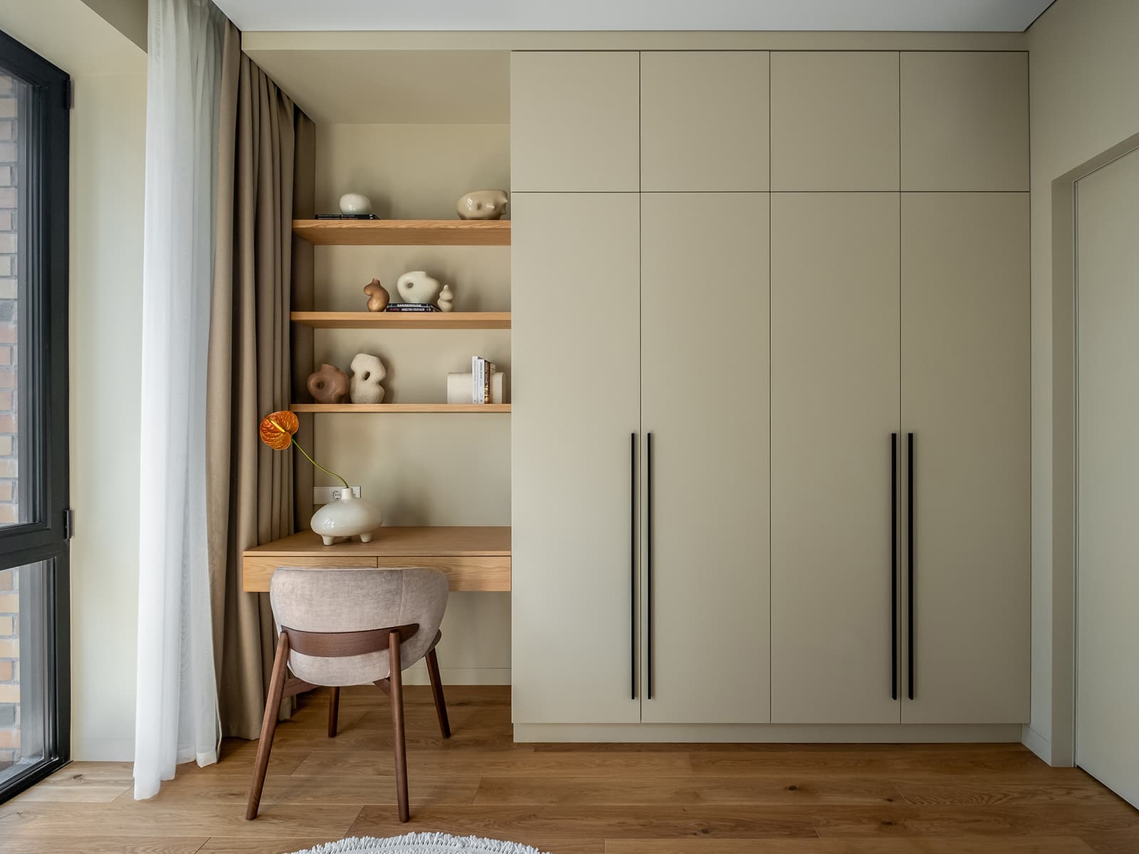 Баланс эстетики и практичности в интерьере квартиры для большой семьи — проект Марии Ничипоренко