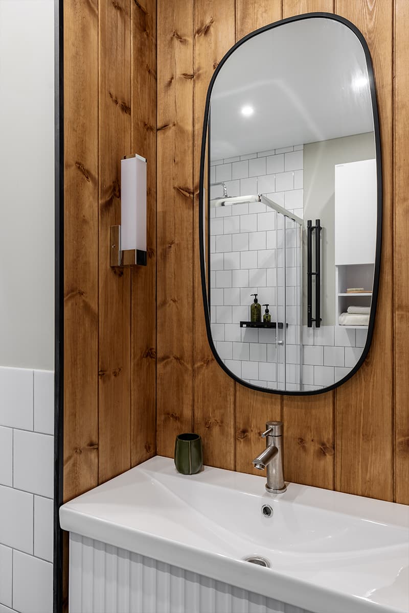 Льняная люстра, репродукция картины и природные цвета в интерьере квартиры в Новой Москве — проект Веры Ильинчик