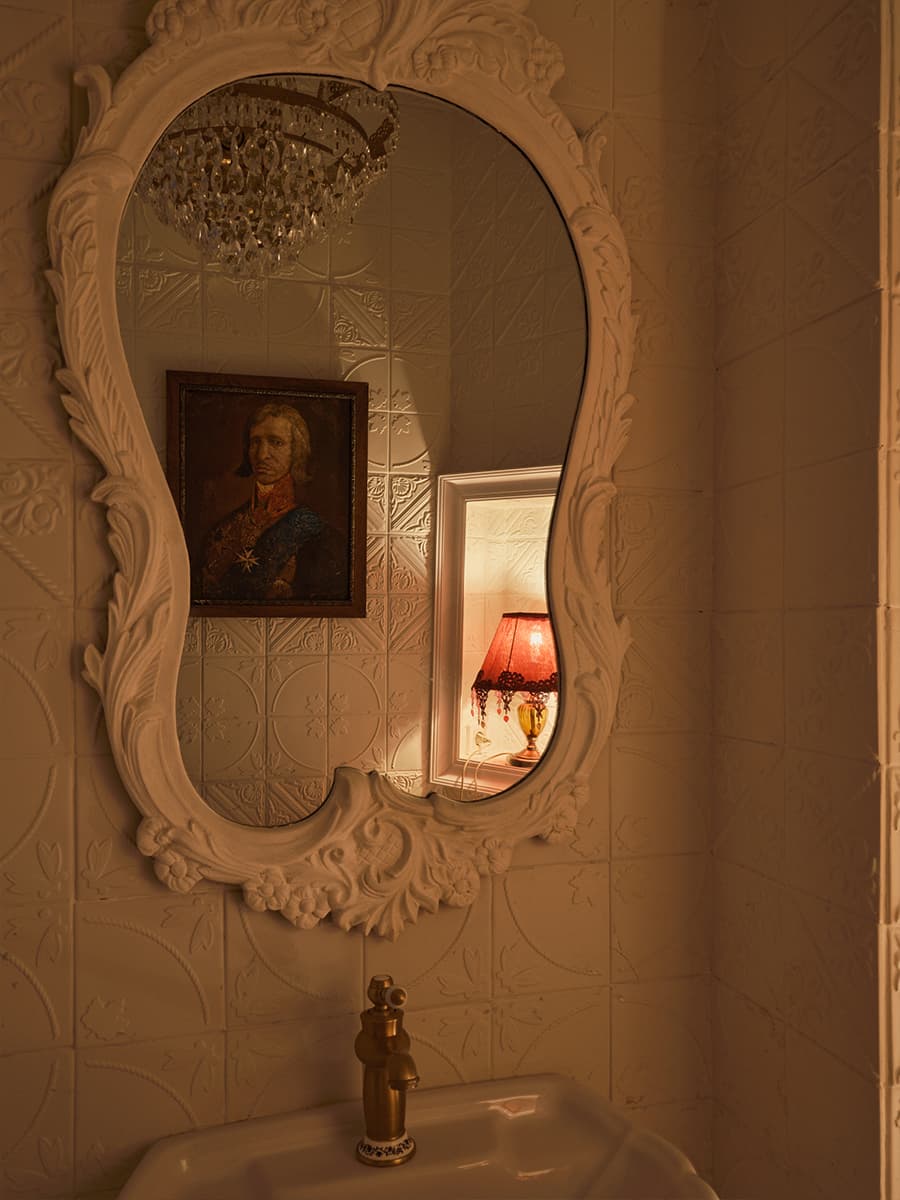 Берлинский андеграунд и нотки советской культуры в интерьере салона красоты — проект бюро Явь